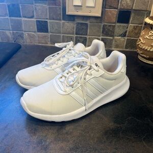Women’s adidas size 6. Great shape!